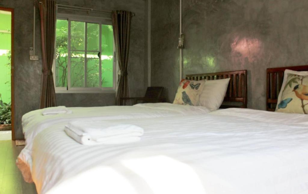 Rommai Rimnaam Resort Ранонг Экстерьер фото