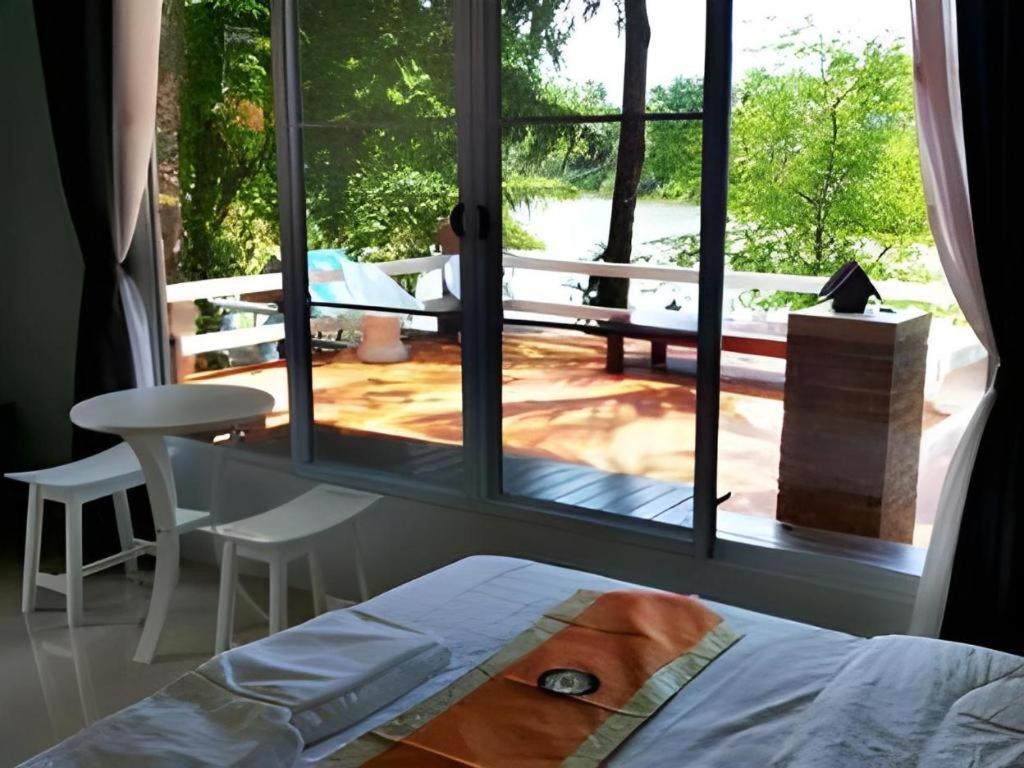 Rommai Rimnaam Resort Ранонг Экстерьер фото
